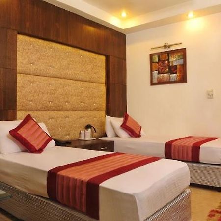 Hotel City Height - Delhi Ncr Id Not Accepted Ню Делхи Екстериор снимка