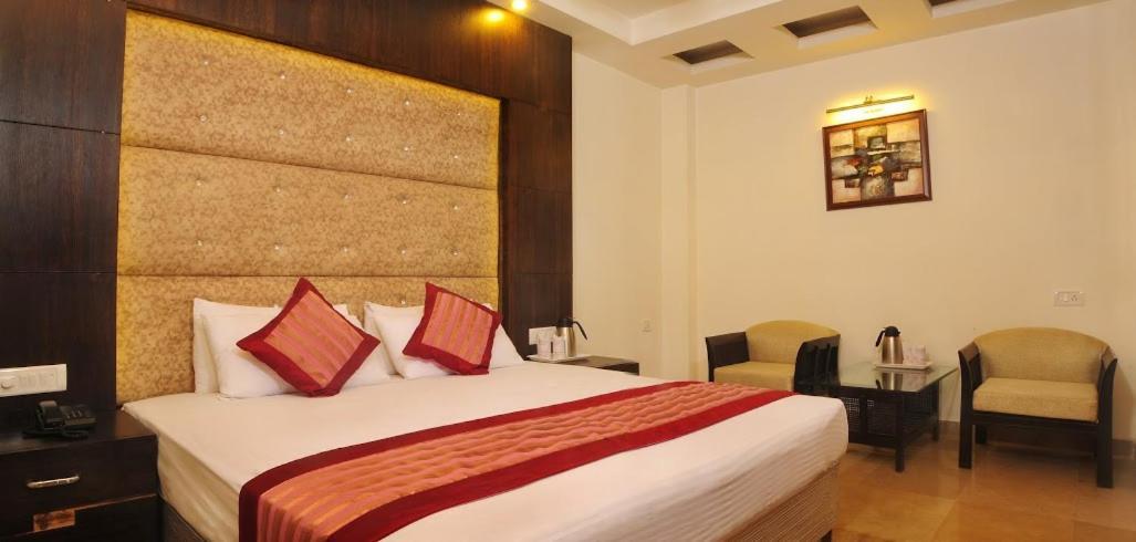 Hotel City Height - Delhi Ncr Id Not Accepted Ню Делхи Екстериор снимка