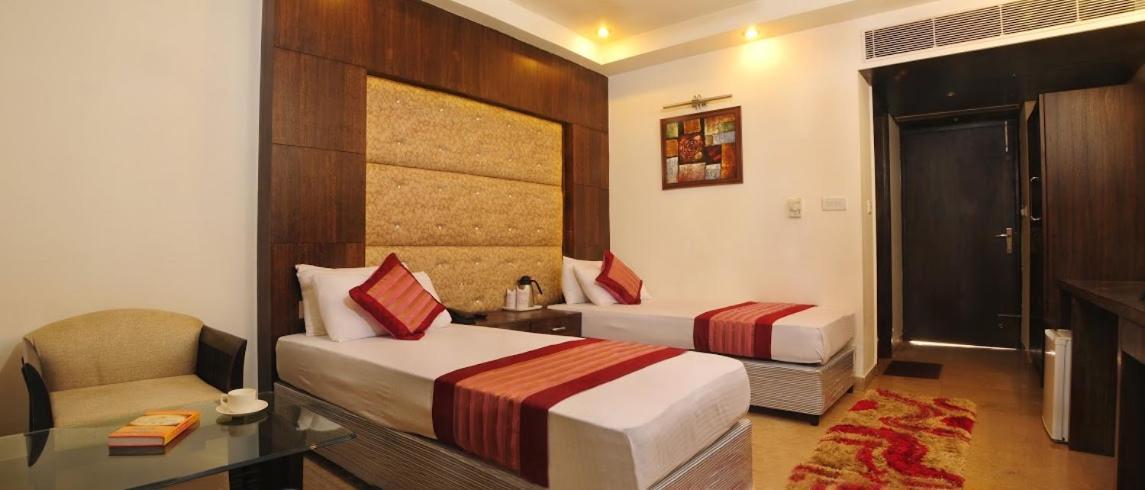 Hotel City Height - Delhi Ncr Id Not Accepted Ню Делхи Екстериор снимка