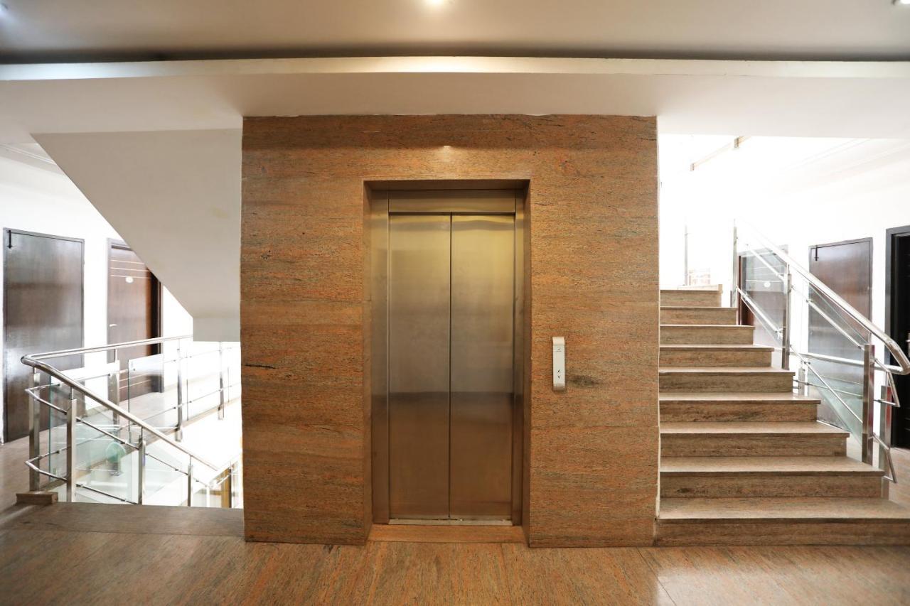 Hotel City Height - Delhi Ncr Id Not Accepted Ню Делхи Екстериор снимка