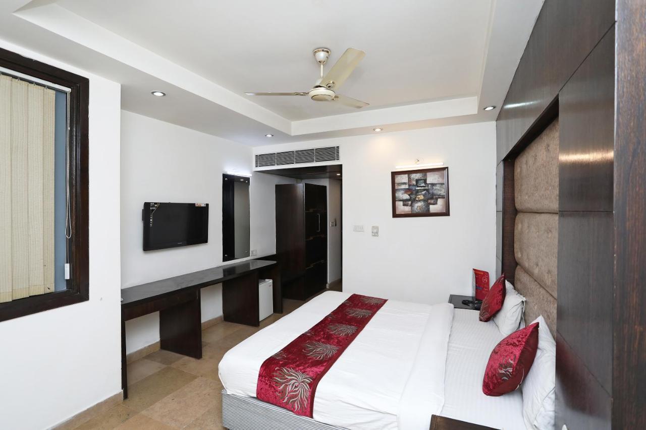 Hotel City Height - Delhi Ncr Id Not Accepted Ню Делхи Екстериор снимка