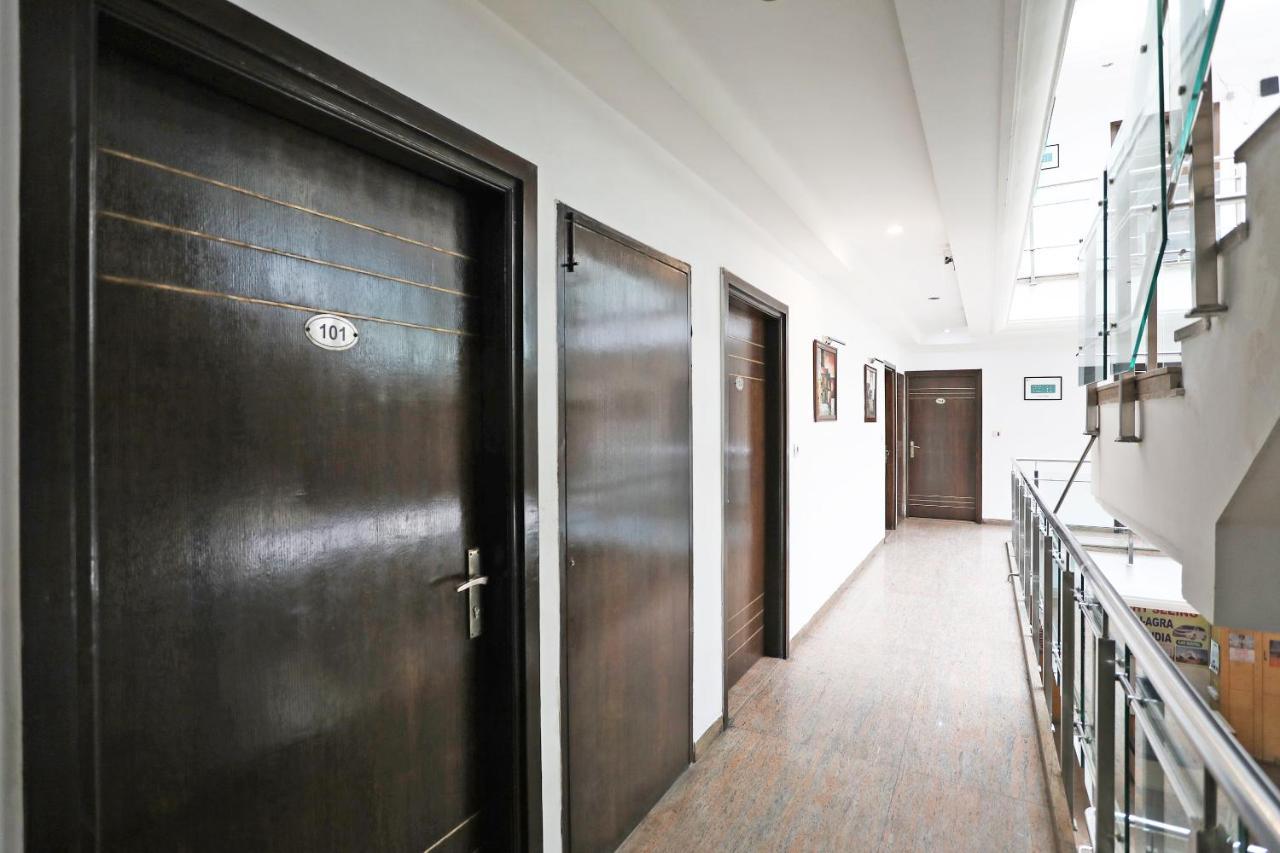 Hotel City Height - Delhi Ncr Id Not Accepted Ню Делхи Екстериор снимка